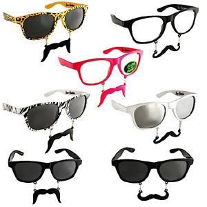 Солнцезащитные очки с усами