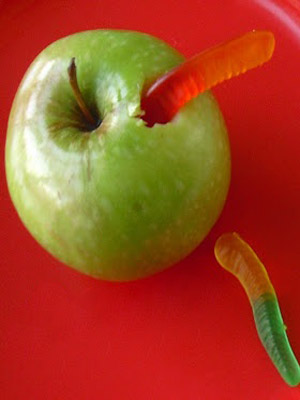 червивое яболоко