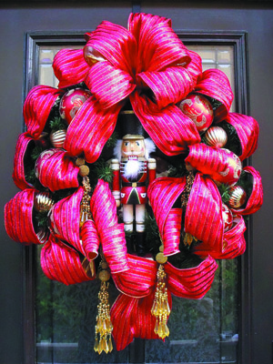 надверный венок