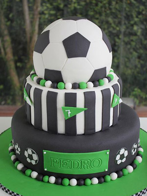 День рождения маленького футболиста (развлечение и угощение) 