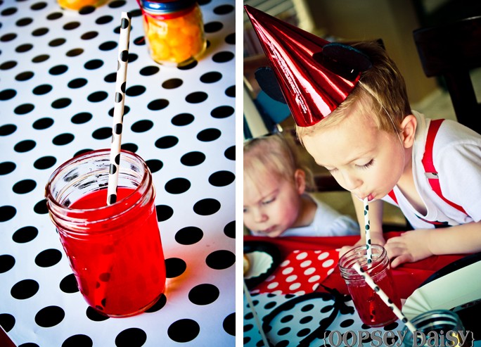 угощения от Микки Мауса