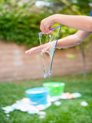 Радужная рука