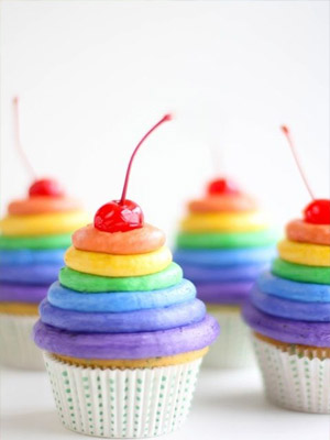 радужные кексы 