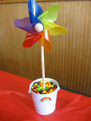 Разноцветные мельницы