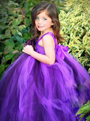 фиолетовое платье