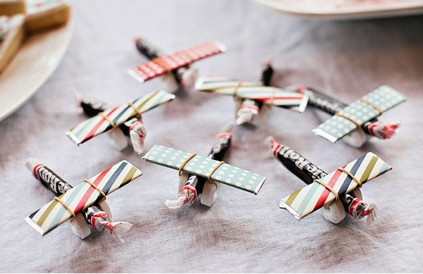 модели самолетиков хлопушек