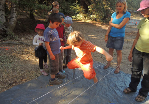 игра в резиночку