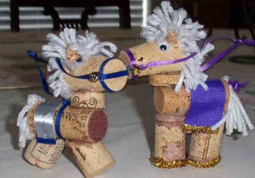 лошадка из подручных материалов