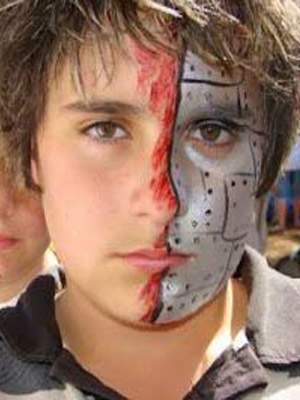 образы полуробота-получеловека