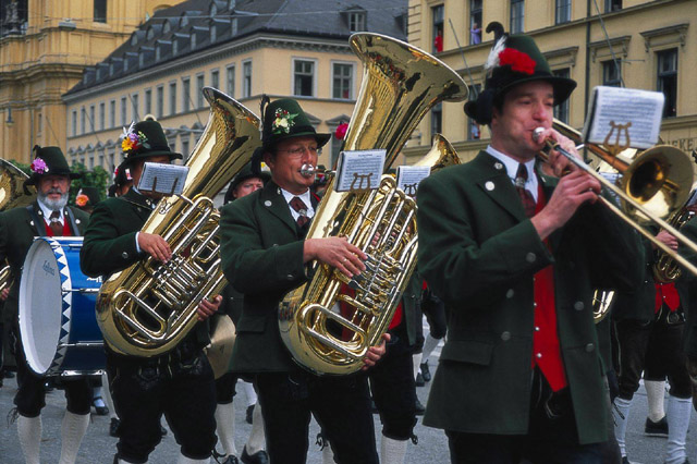 парад Октоберфест 2012