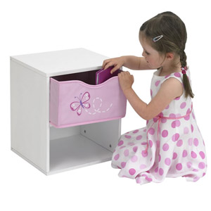 девочка с подарком