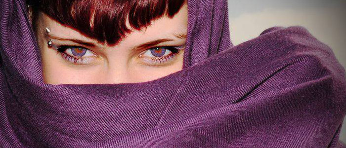 фиолетовый