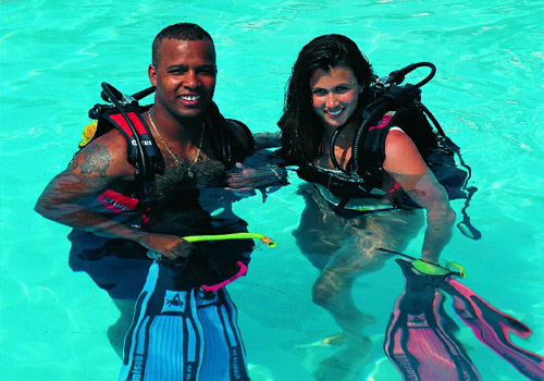 Лучший подарок парню -  погружение с аквалангом в поисках морских сокровищ