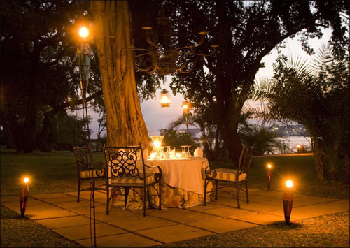 много свечей