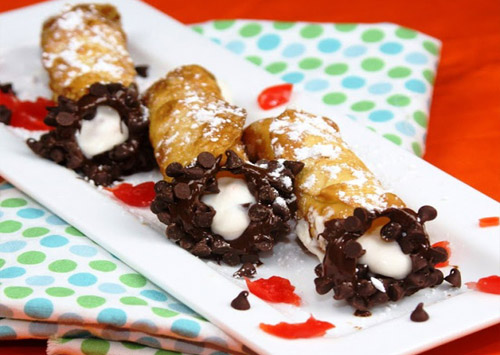 трубочки со сливочным кремом и шоколадом