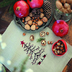  вышитая салфетка