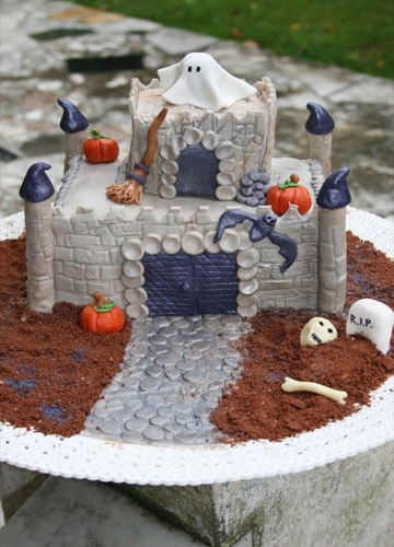 торт «Замок с привидениями» 