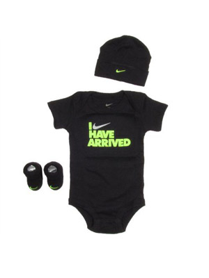 черная одежда