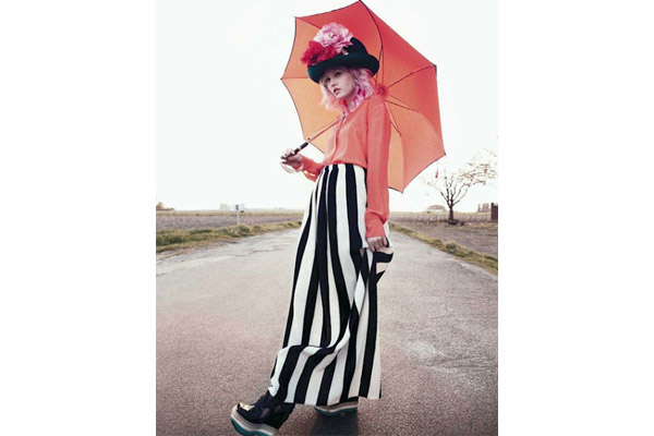 девушка с зонтом