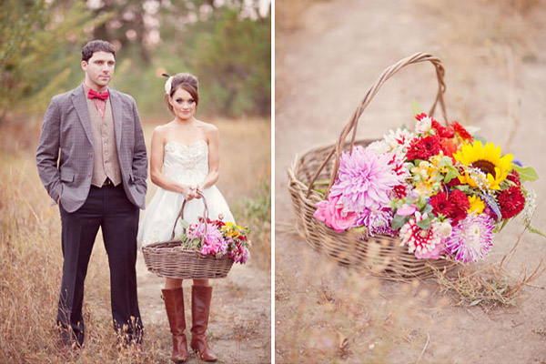 пара с корзиной цветов