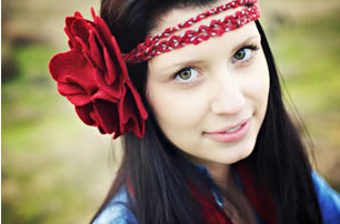 она счастлива