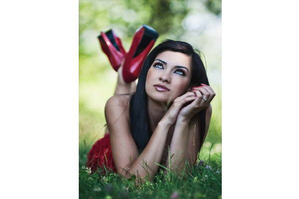 девушка мечтает