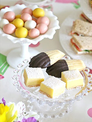 розноцветные пироженные