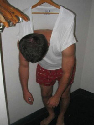 заснул на вешалке