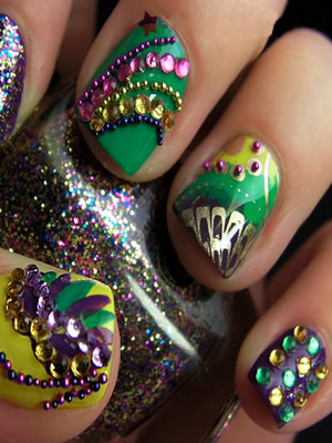 яркий объемный маникюр