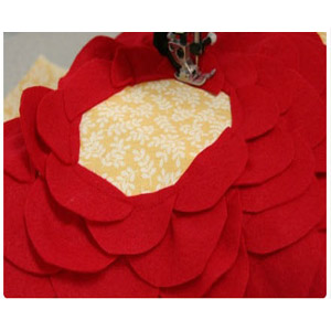 подушка на 8 марта шаг 9