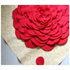 подушка на 8 марта шаг 10