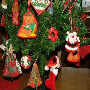 новогодние игрушки