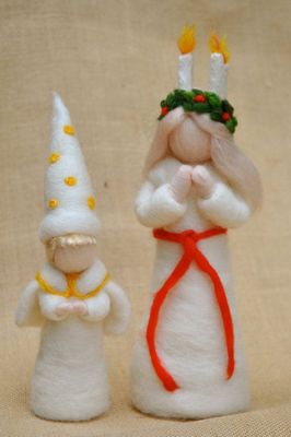 рождественские ангелы из шерсти ручной работы