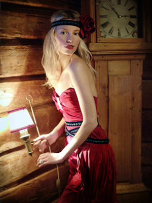 снегурочка в красном