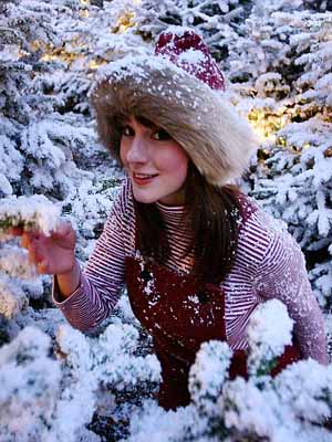 снег на елке