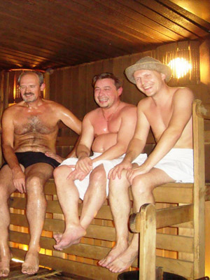 с друзьями в баньке