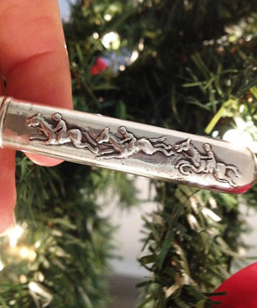 Античный футляр для иголок