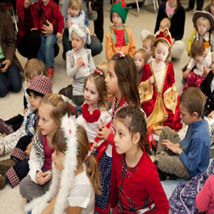 детки на празднике