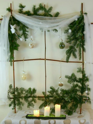 Еловые ветки