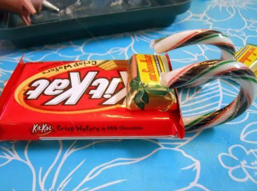 конфетные санки своими руками