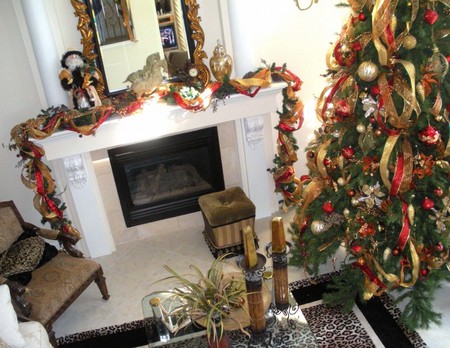 ёлка с лентами