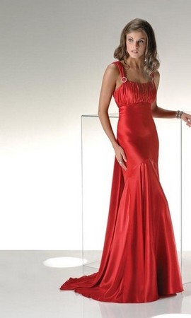 девушка в красном платье