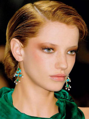 гладкая прическа