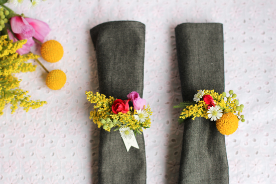 Цветочные кольца для салфеток