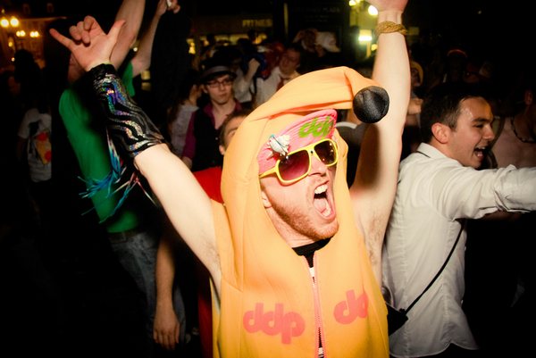 вечеринки за рубежом