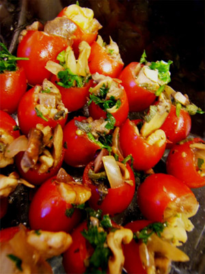 фаршированные помидоры