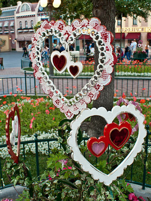 сердечки в Диснейленде