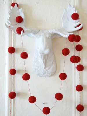 Гирлянда-помпон