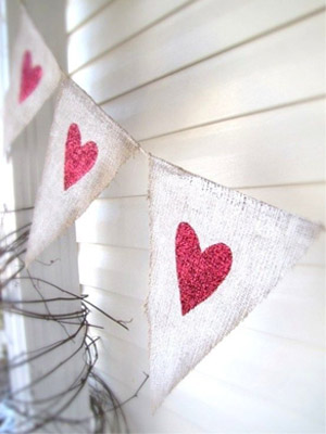 гирлянда из тканевых флажков