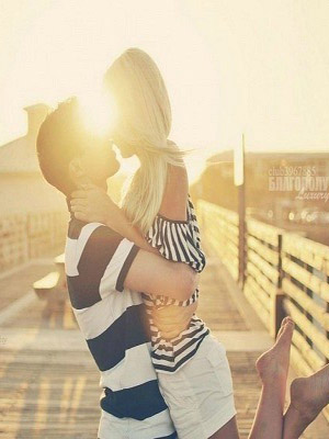 поцелуй под солнцем